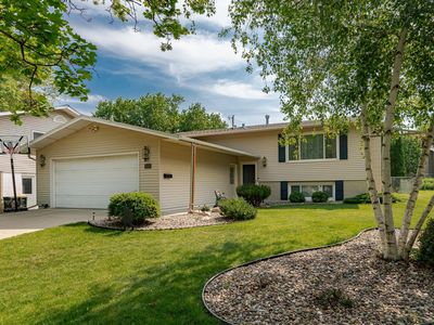 2620 E River Rd NE, Rochester, MN, 55906