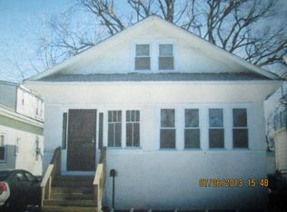 2107 S 6th Ave, Maywood, IL