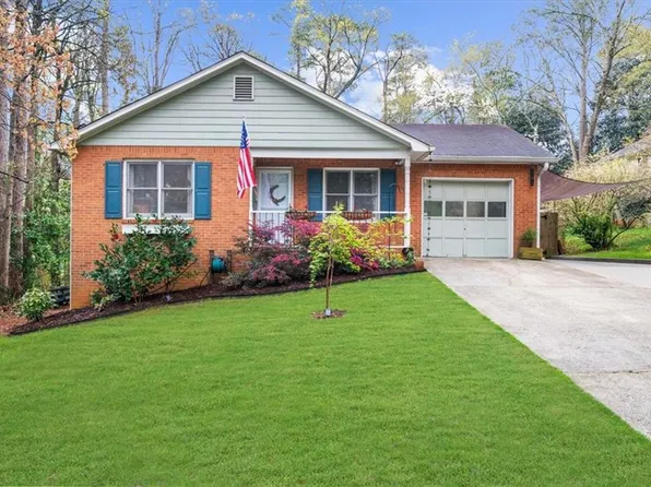 5169 Central Dr, Stone Mountain, GA 30083