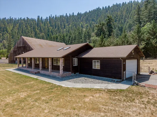 1600 N Highway 96, Willow Creek, CA 95573