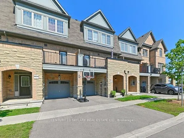 126 Fruitvale Cir, Brampton, ON L7A 5C1