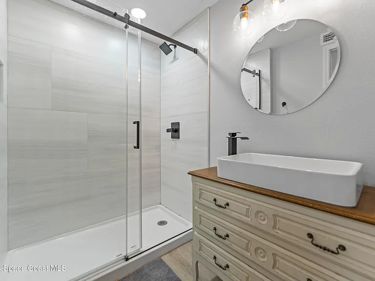 430 Michigan Ave — Photo 19