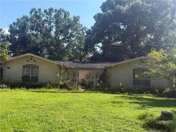 454 Vaughn Dr N, Satsuma, AL 36572