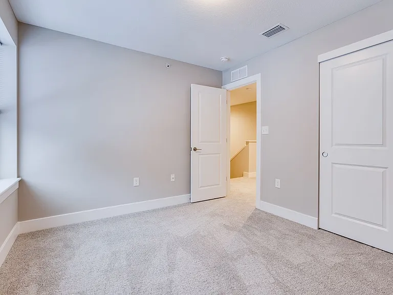 5003 Stefano Dr — Photo 32