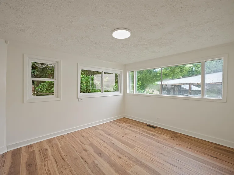 1815 Fay St — Photo 13
