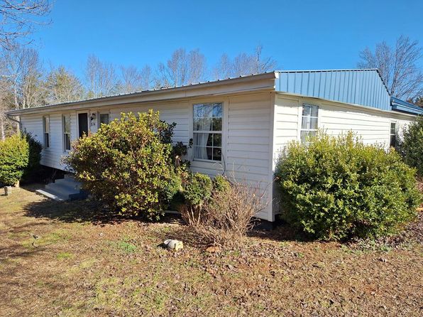 574 Pell Ln, Claudville, VA 24076