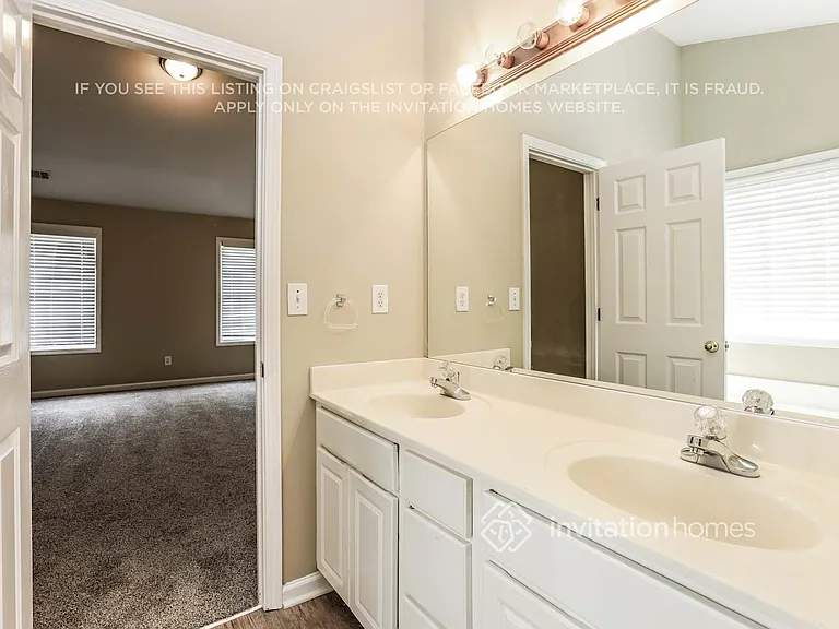 3252 Shady Valley Ct — Photo 14