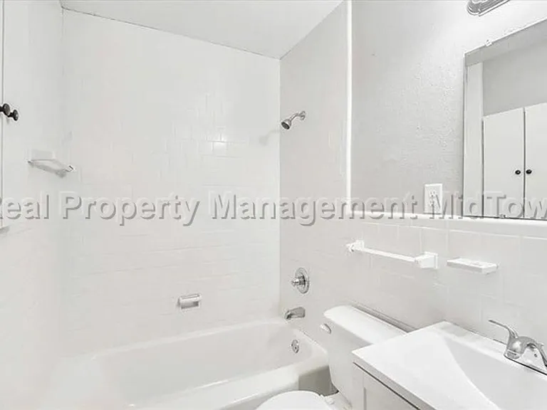 6400 Greenway Rd — Photo 24