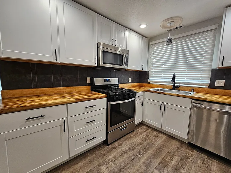 519 Rawe Peak Dr — Photo 7