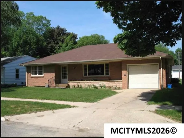 224 S Tennessee Pl, Mason City, IA 50401