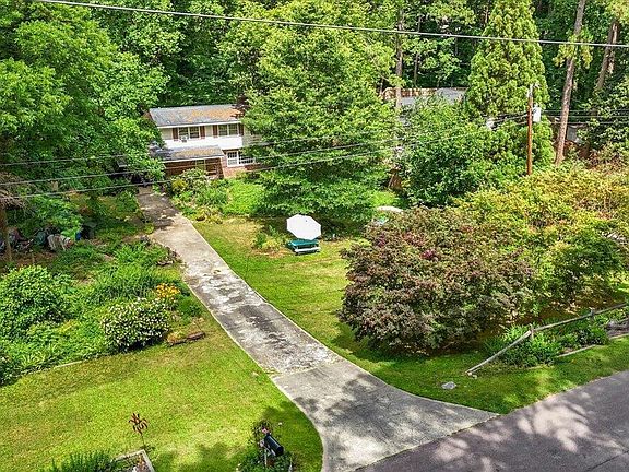 3rd image of 4117 White Pine Dr