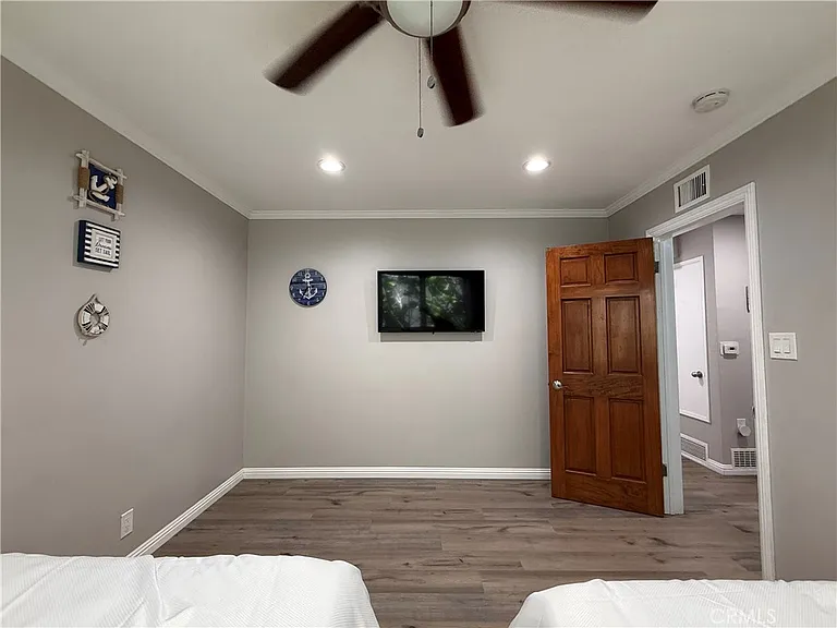 1174 E Ocean Blvd #10 — Photo 18