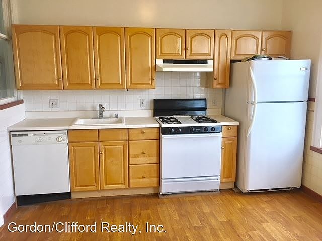 1st image of 1024 Greenwich St #1024