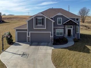 10008 NE 102nd Ter, Kansas City, MO 64157