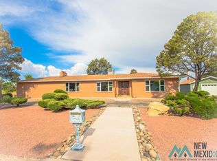 1512 S Grandview Dr, Gallup, NM 87301