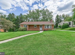 396 Waters Rd, York, PA 17403