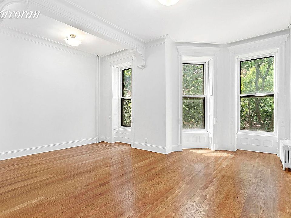 1st image of 195 Sterling Pl APT 3