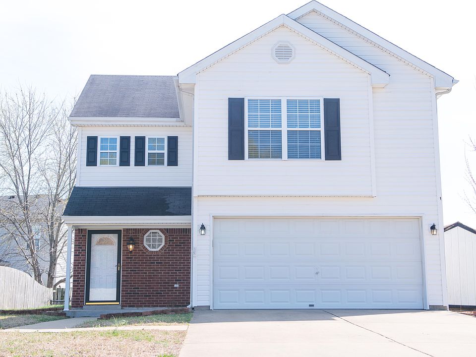 1st image of 11209 Woodridge Lake Way