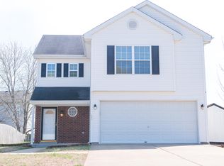 11209 Woodridge Lake Way, Louisville, KY 40272