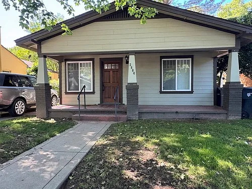 2604 17th St Photo 1