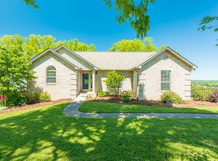 2747 Clover Hill Ridge Rd, Maryville, TN 37801