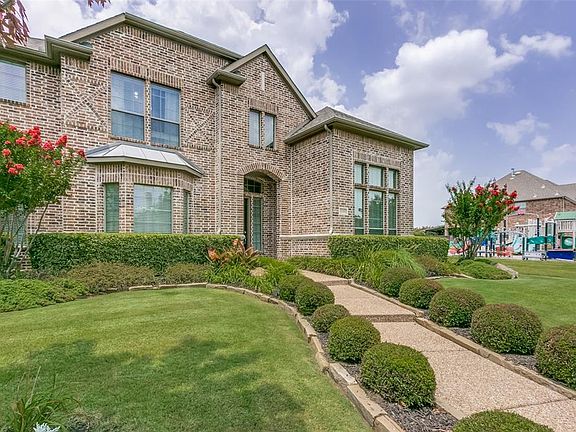 2nd image of 826 Stony Passage Ln