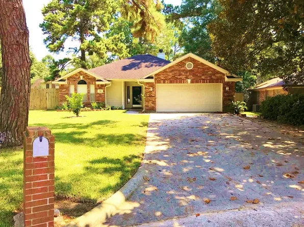 110 Rustling Wind Dr, Montgomery, TX 77356