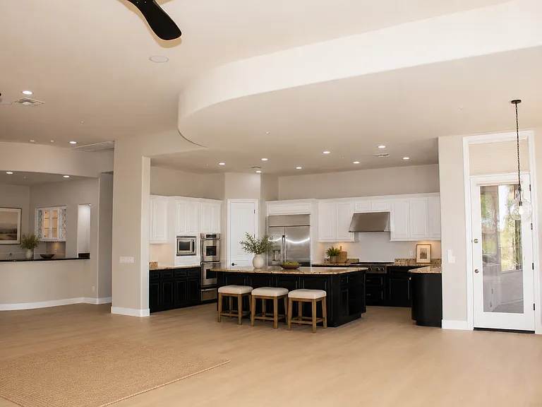 Spacious Gourmet Kitchen-Virtually Staged