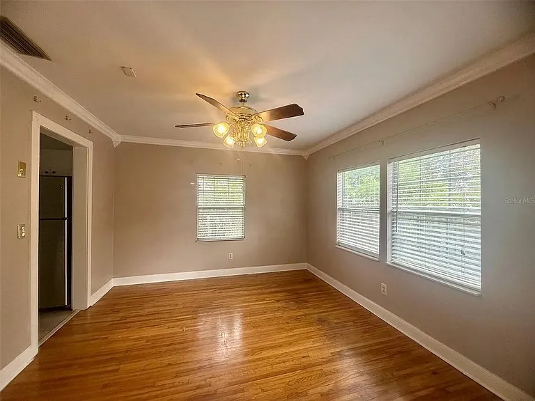 702 Avenue H NE #702 — Photo 11