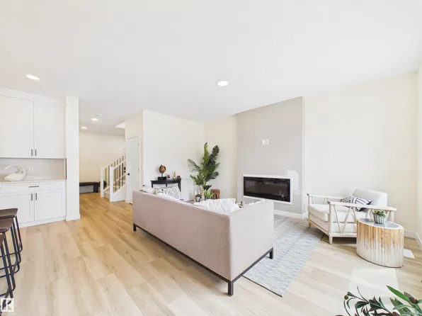 223 Ravine Dr, Devon, AB T9G 0A1