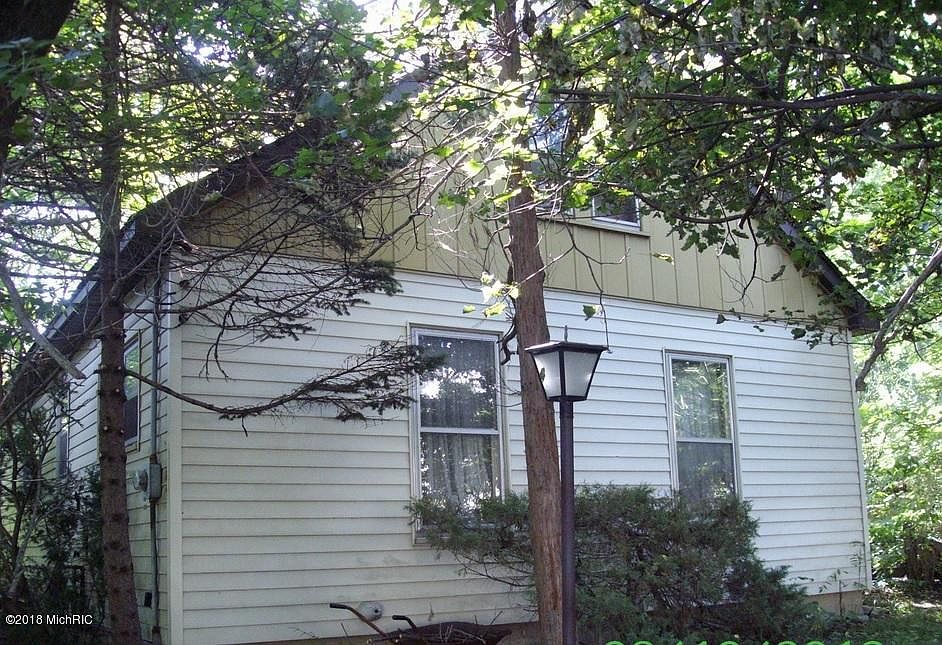 1st image of 3712 Wilmington Ave NW