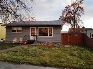 905 S Earling Ave, Miles City, MT 59301