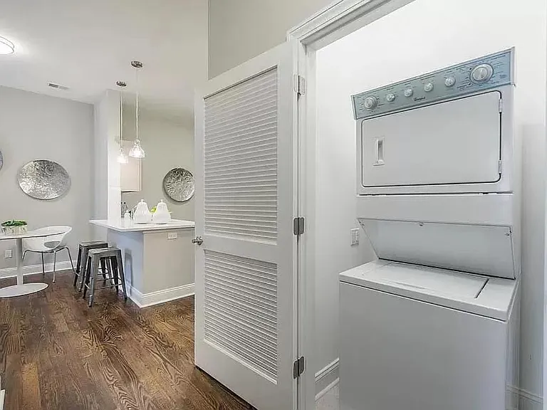 743 Park Ave #301 — Photo 11
