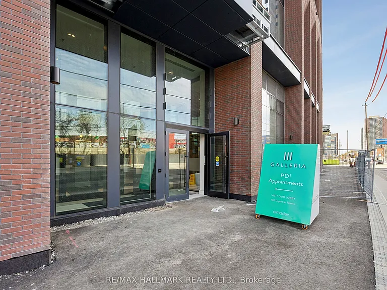 1185 Dupont St #515 — Photo 18