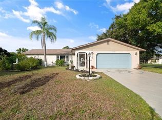 1424 Georgetowne Dr, Sarasota, FL 34232