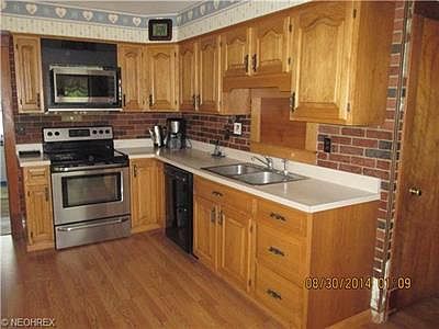 2nd image of 13880 Goodwin Ave