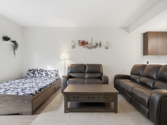 4th image of 32633 Simon Ave #97