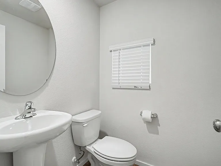 4748 Astronaut Ave NE — Photo 17