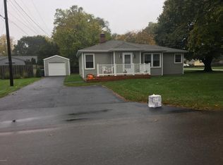 2944 Royalton Heights Rd, Saint Joseph, MI 49085