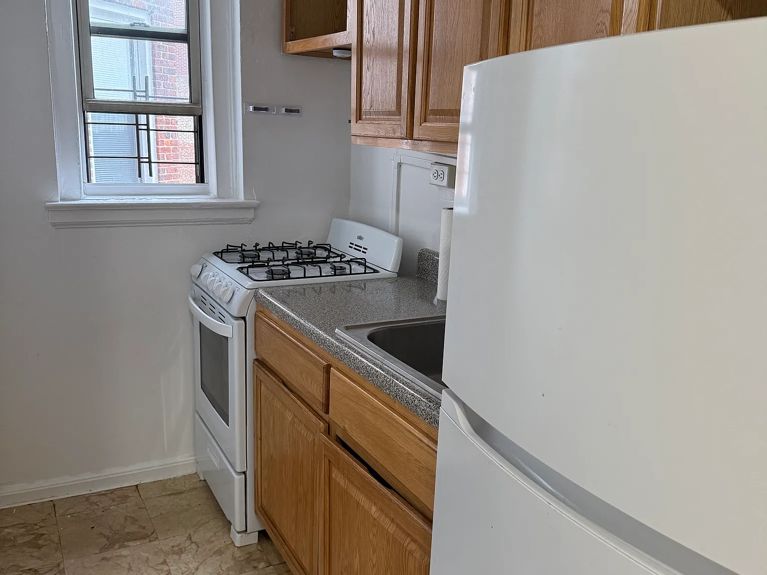 1 bed, 605 sqft, $1,913 — Photo 4