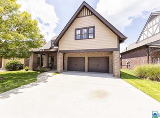 2117 Chalybe Dr, Hoover, AL 35226