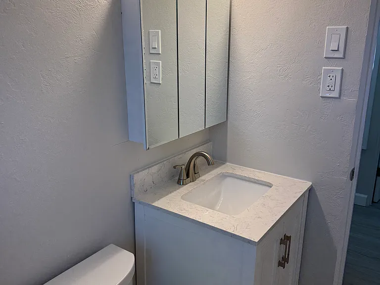 820 Eden Isle Blvd NE — Photo 5