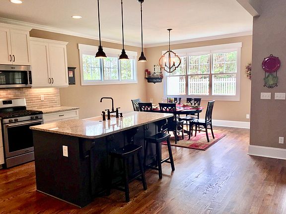 Spacious kitchen
