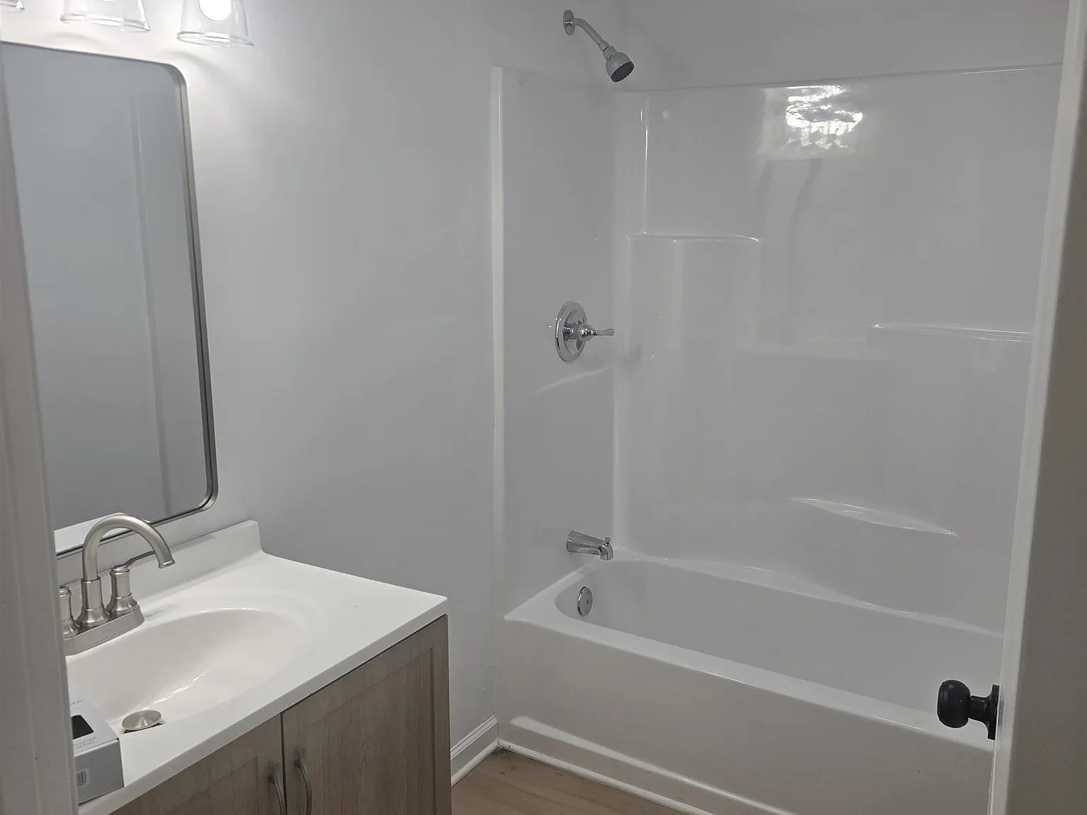 4 bed, 2.0 bath, 1650 sqft, $1,750 — Photo 2