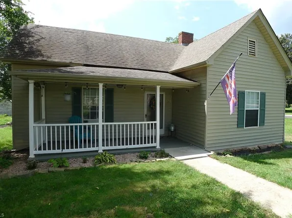 106 Yadkin St, Cooleemee, NC 27014