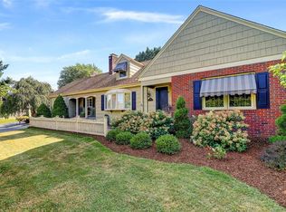 2894 Mendon Rd, Cumberland, RI 02864