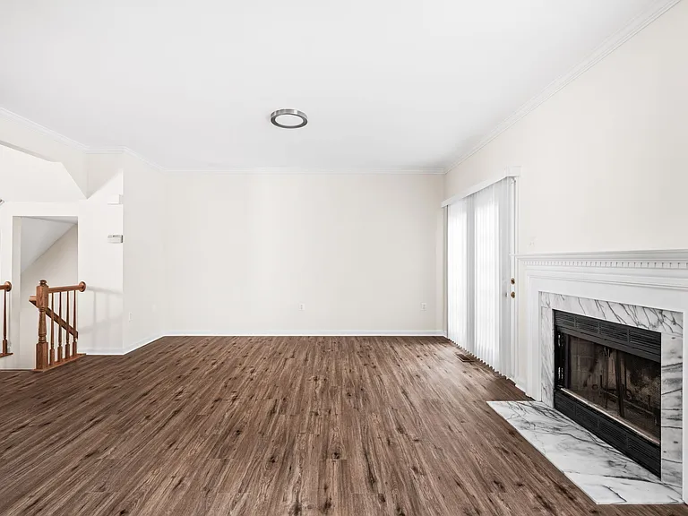 2902 Jessica Ct — Photo 15