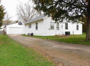 909 8th Ave, Belvidere, IL 61008