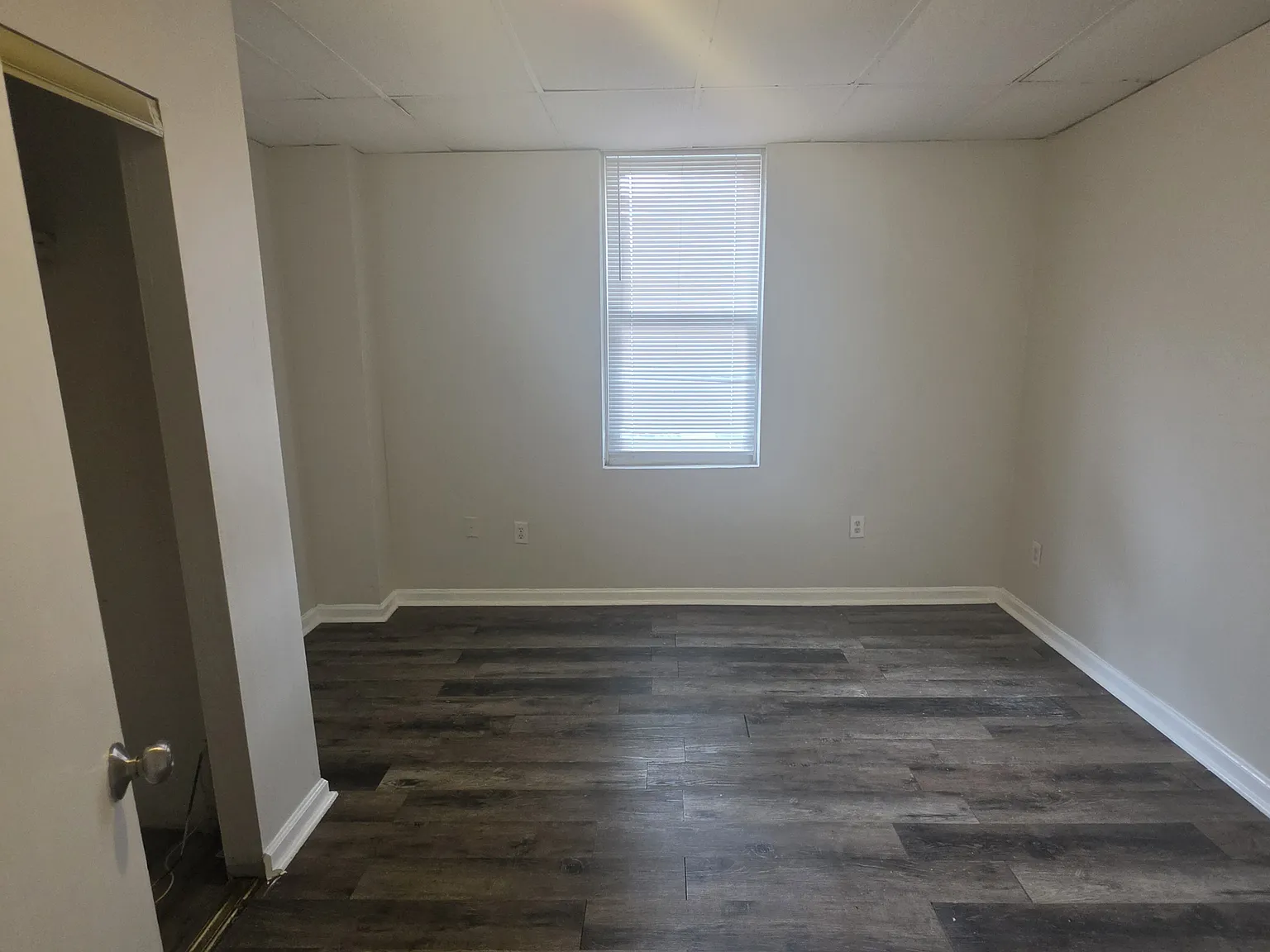 1 bed, 744 sqft, $950 — Photo 4