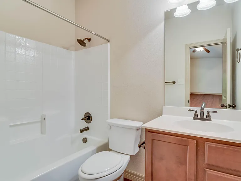 2816 Forest Park Blvd — Photo 13